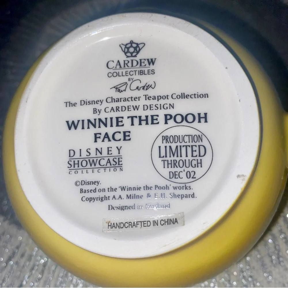 Cardew Winnie the Pooh Disneyiana  Ceramic Creamer and Sugar Set